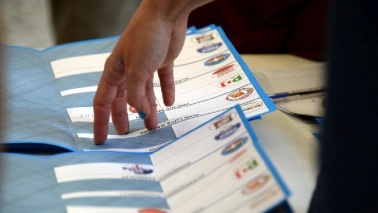 Ballottaggi politici, la rossa Livorno elegge il grillino Nogarin