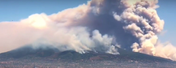 Vesuvio Brucia