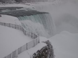 Cascate Niagara ghiaccio