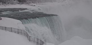 Cascate Niagara ghiaccio