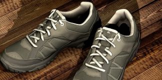 Sneakers mistero piedi smembrati