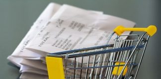 supermercato cassiera