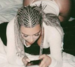 Kim Kardashian foto sexy
