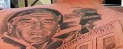 Tatuaggio volto medico che lo ha salvato