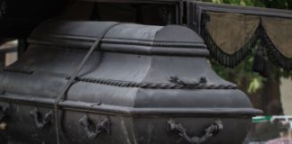 Bara rapporto con cadavere