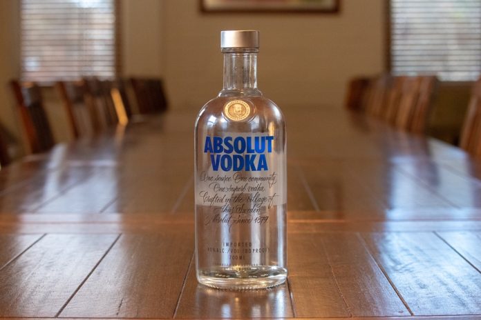 Vodka biberon neonato