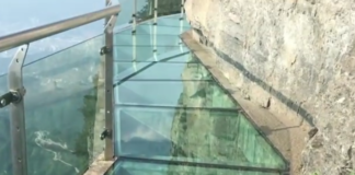 Cina parco nazionale della Tianmen Mountain a Zhangjiajie