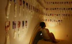 La storia dela ragazza che colleziona condom