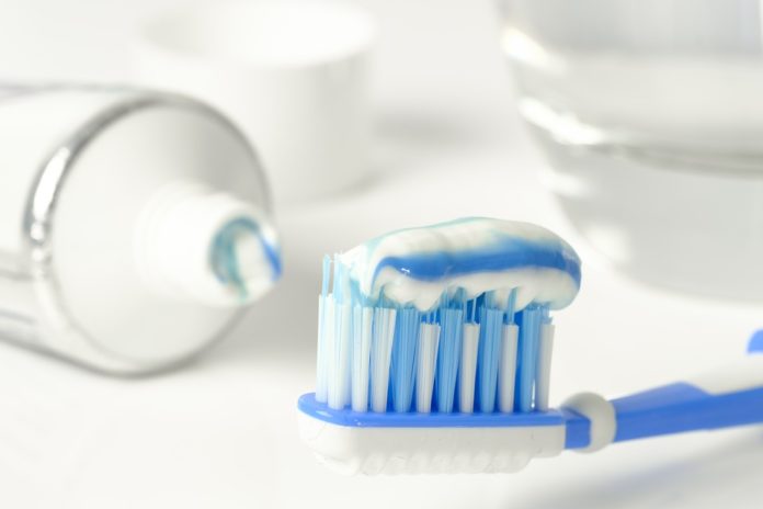 Bimba muore per reazione allergica al dentifricio
