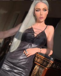 Modella barbie umana