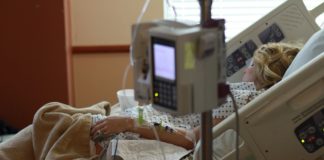 Mamma si risveglia dal coma dopo 28 anni