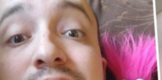 Si innamora di un giocattolo