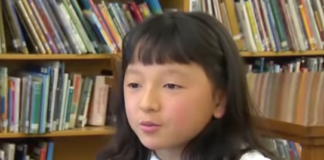 Bambina senza mani vince concorso di calligrafia