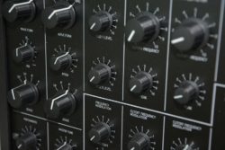 Sintetizzatore musicale vintage