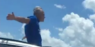 Uomo auto scappa moglie