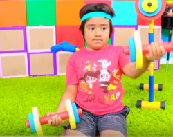 Bambino youtuber