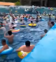 Tsunami in piscina